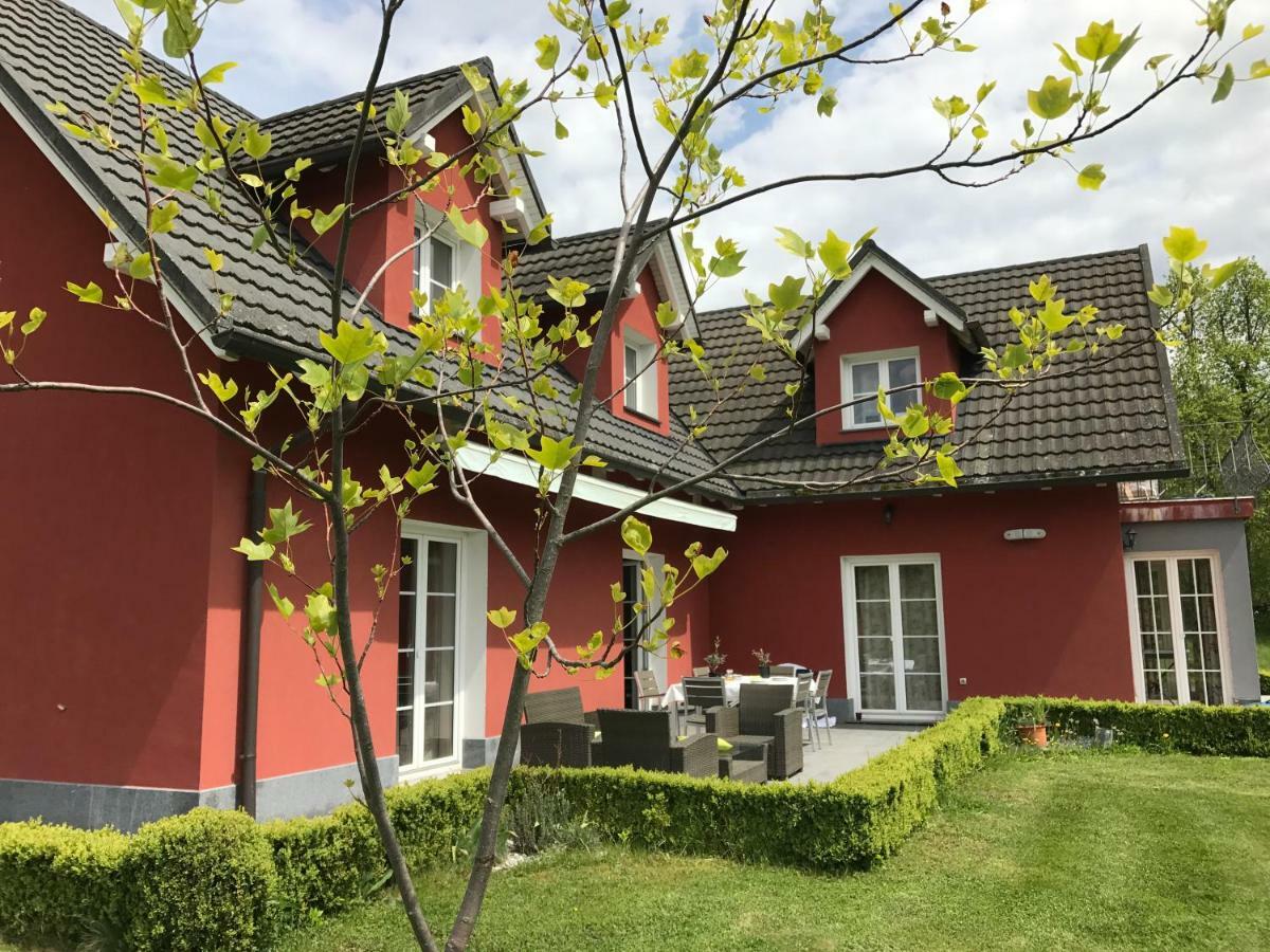 Linden Garden Apartment Postojna Exterior foto